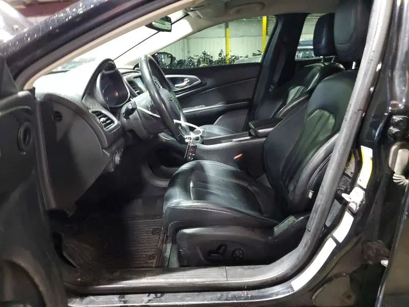2015 CHRYSLER 200 C  