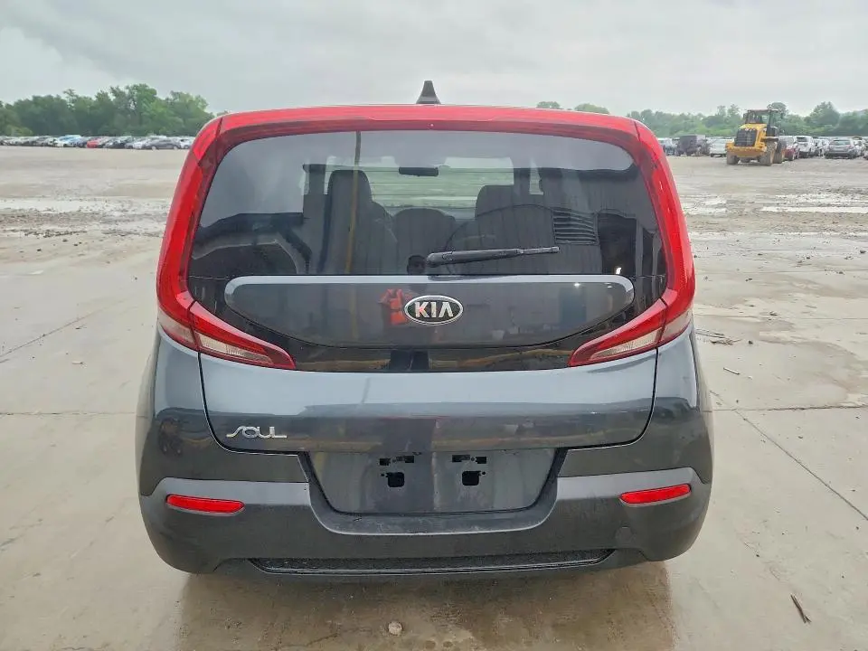 2021 KIA SOUL LX  
