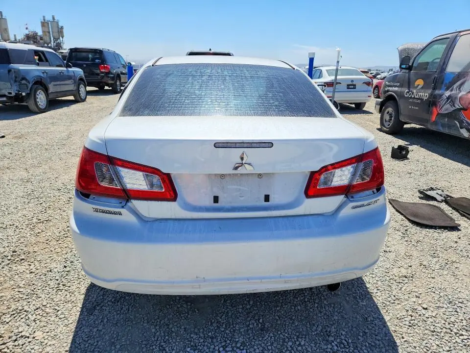 2012 MITSUBISHI GALANT ES  