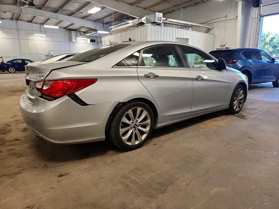 2013 HYUNDAI SONATA SE 2.0T  