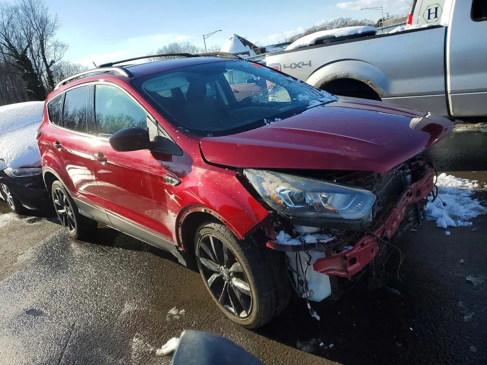 2018 FORD ESCAPE SE  