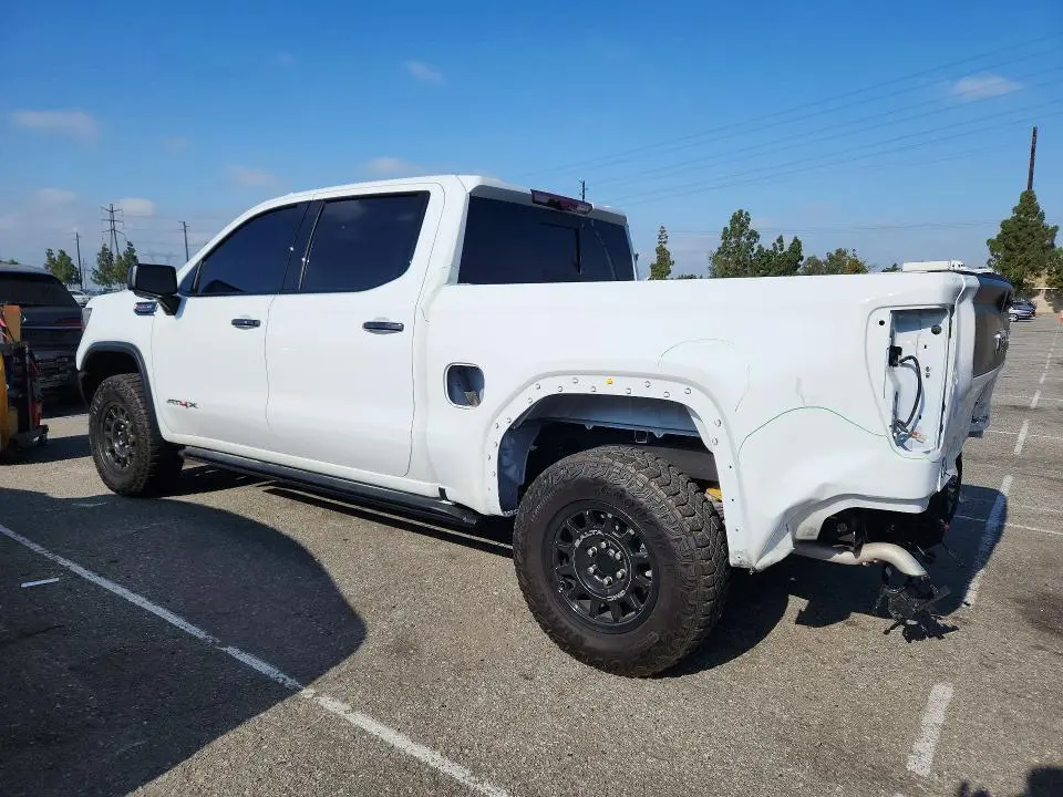 2024 GMC SIERRA K1500 AT4X  