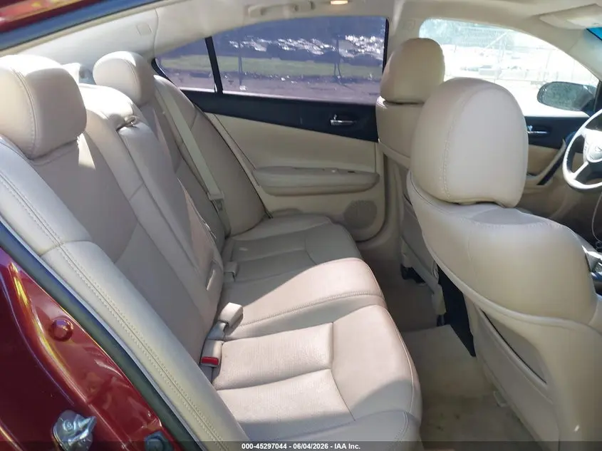 2013 NISSAN MAXIMA 3.5 SV