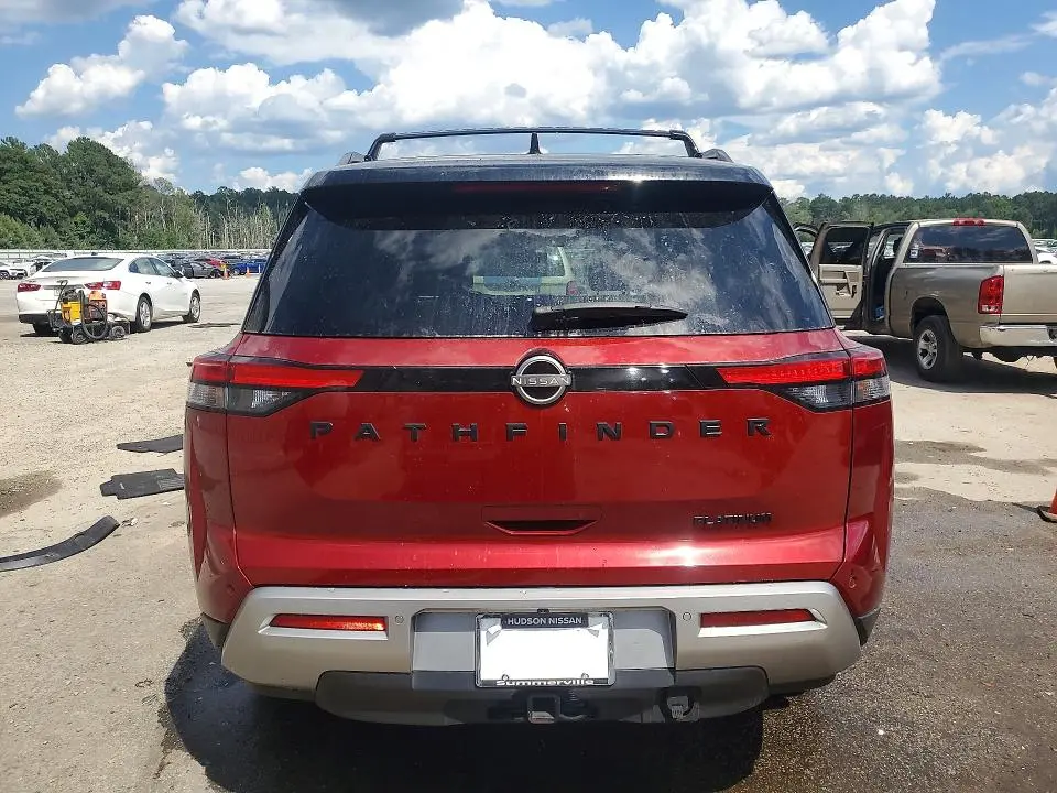 2023 NISSAN PATHFINDER PLATINUM  