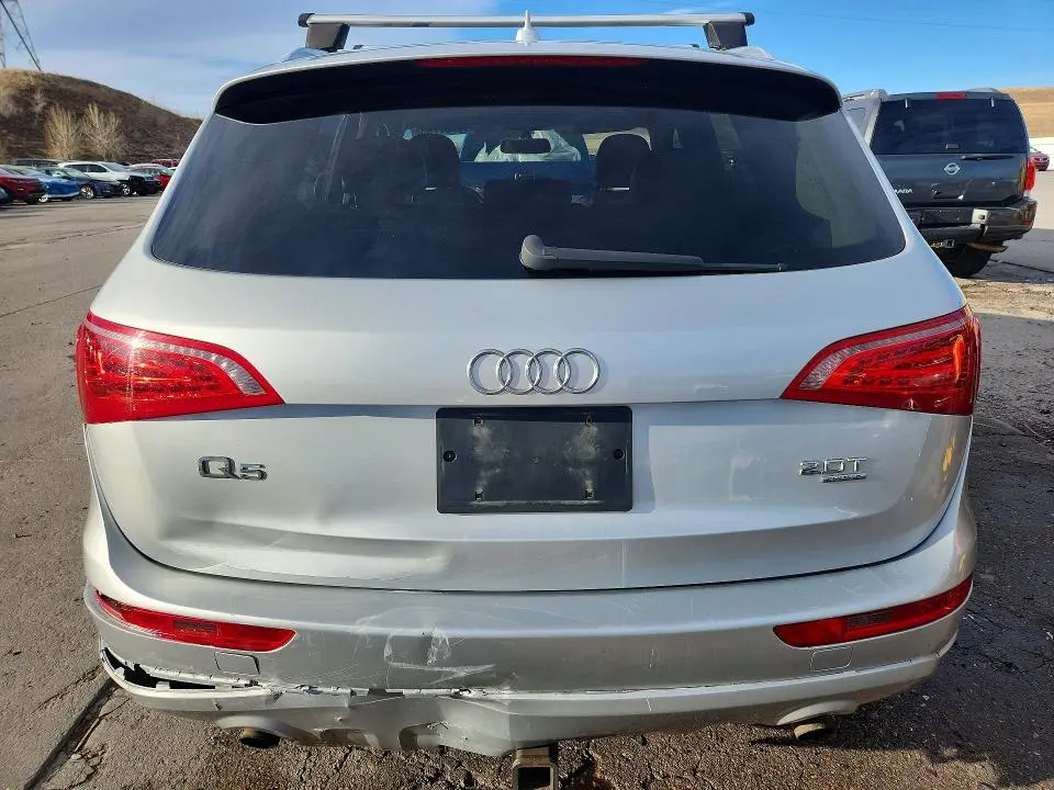 2011 AUDI Q5 PREMIUM  