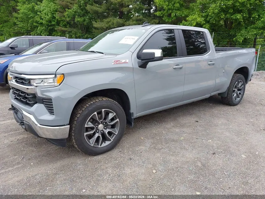 2024 CHEVROLET SILVERADO 1500 4WD  STANDARD BED LT