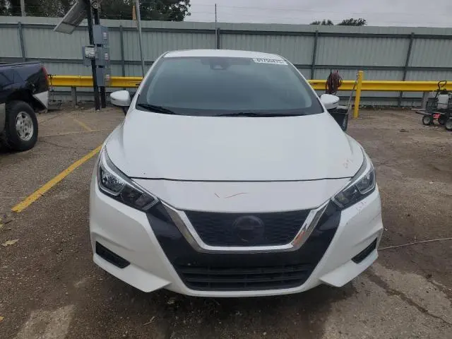 2021 NISSAN VERSA SV  