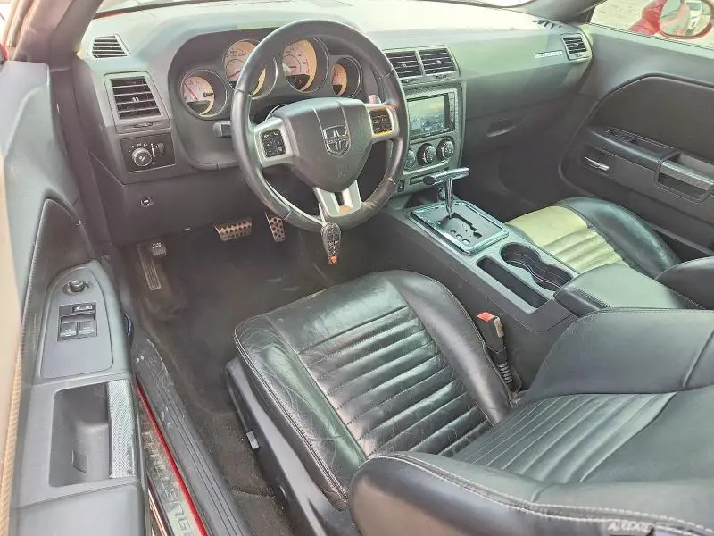 2012 DODGE CHALLENGER R/T  