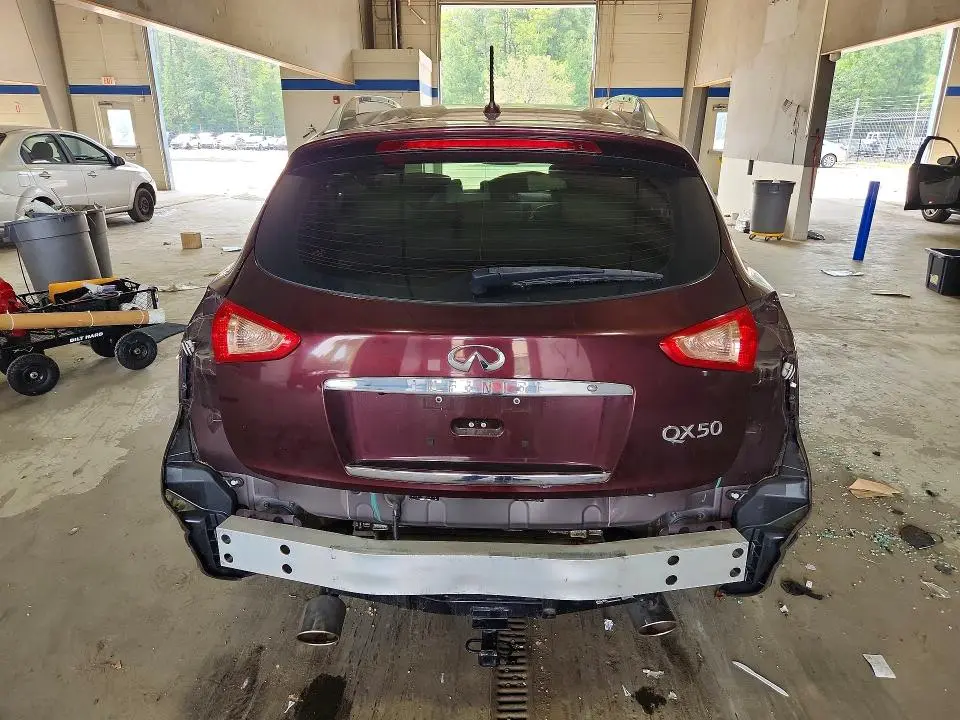 2017 INFINITI QX50 BASE  