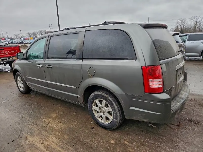 2010 CHRYSLER TOWN & COUNTRY TOURING  