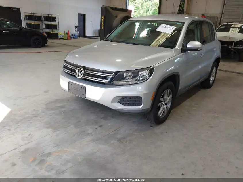 2013 VOLKSWAGEN TIGUAN S
