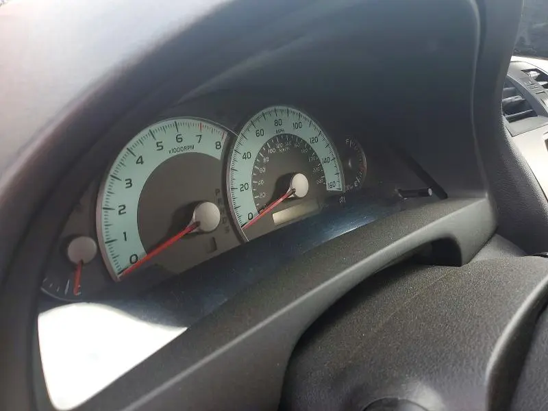 2011 TOYOTA CAMRY SE V6  