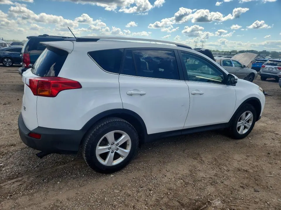2013 TOYOTA RAV4 XLE  