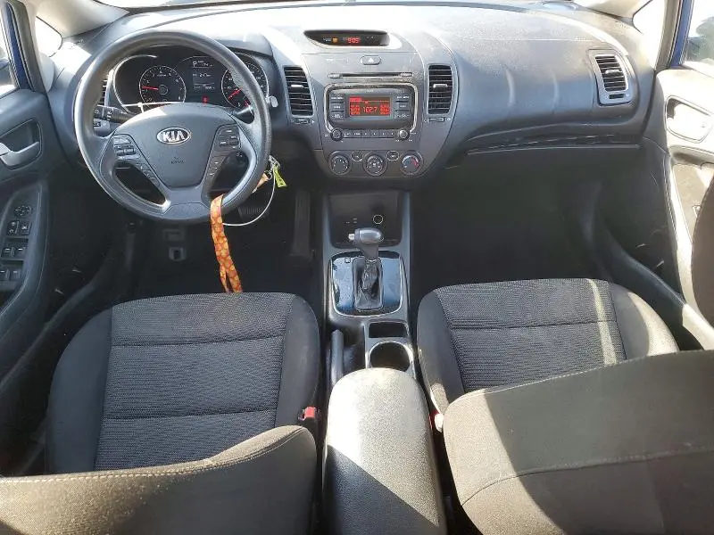 2018 KIA FORTE LX  