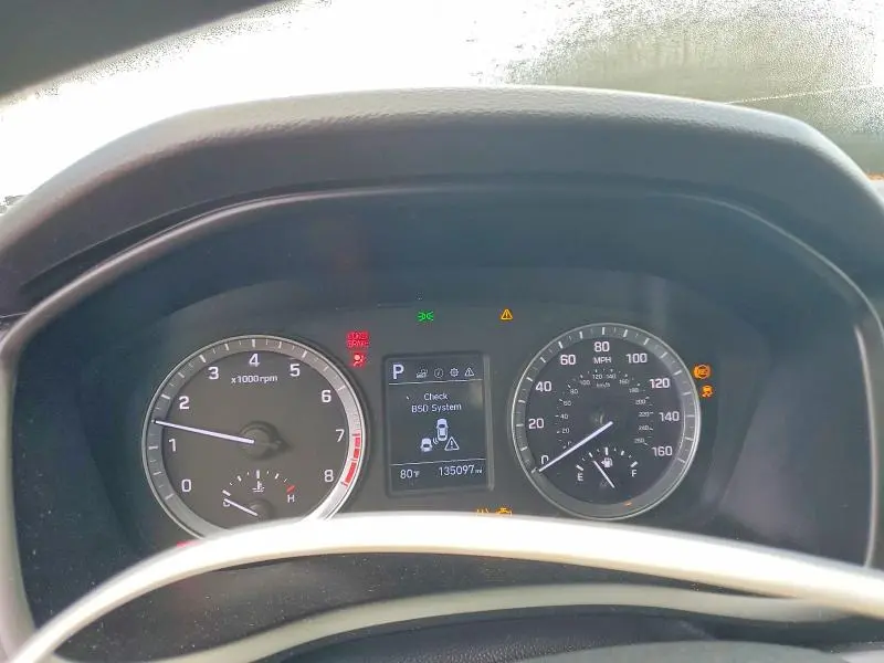 2019 HYUNDAI SONATA SE  