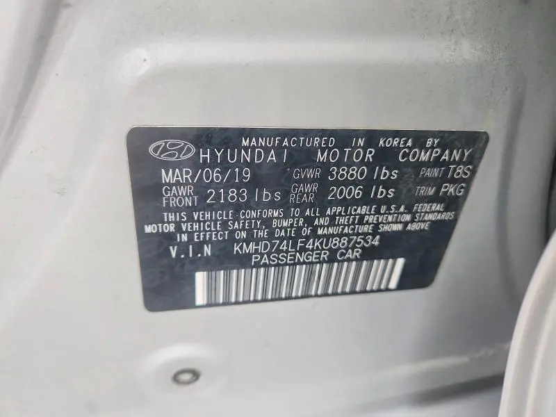 2019 HYUNDAI ELANTRA SE  