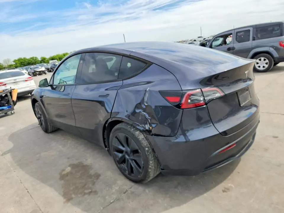 2025 TESLA MODEL Y   