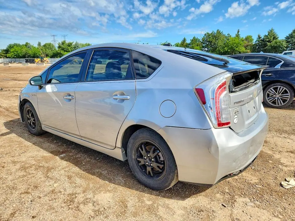 2012 TOYOTA PRIUS THREE  