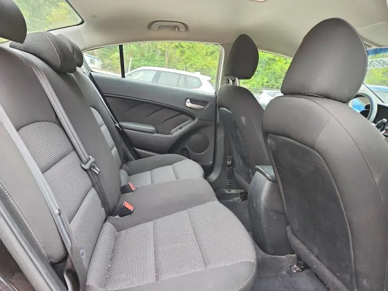 2018 KIA FORTE LX  