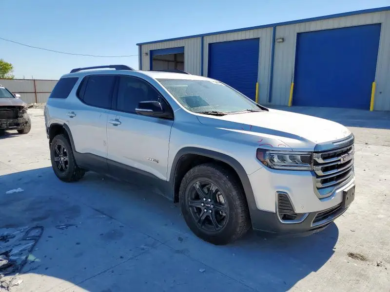 2020 GMC ACADIA AT4  