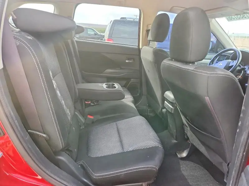 2017 MITSUBISHI OUTLANDER ES  