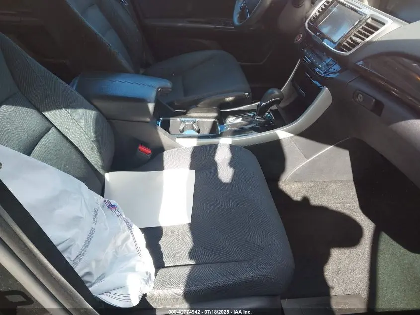 2017 HONDA ACCORD EX