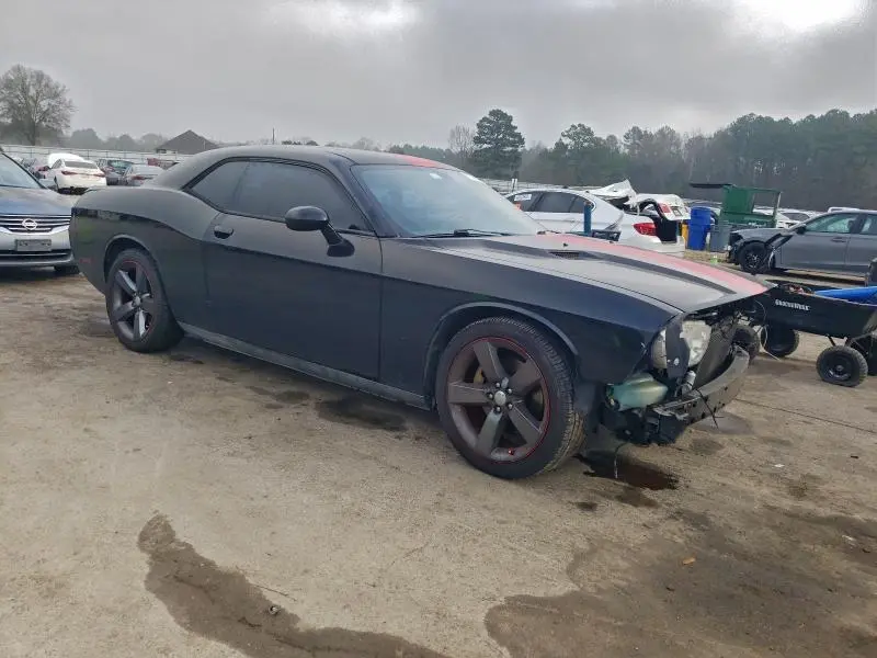 2013 DODGE CHALLENGER SXT  