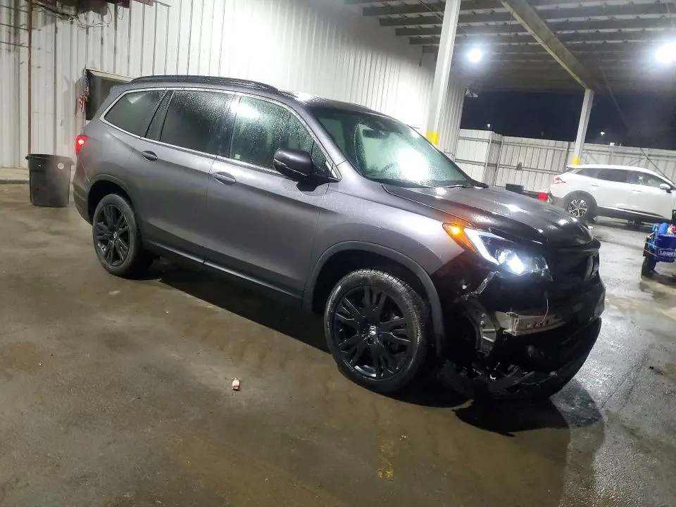 2022 HONDA PILOT SE  
