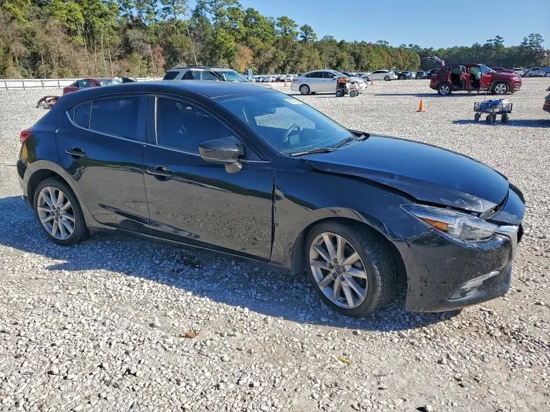 2017 MAZDA 3 GRAND TOURING  
