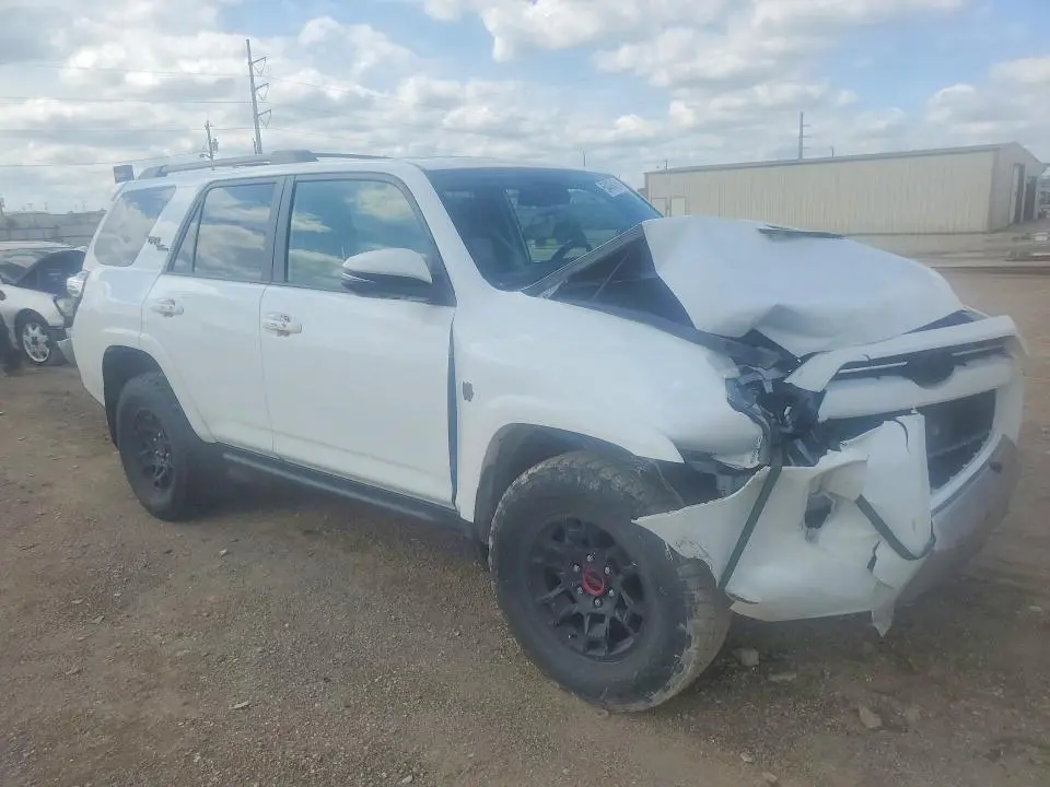 2024 TOYOTA 4RUNNER TRD OFF-ROAD PREMIUM  