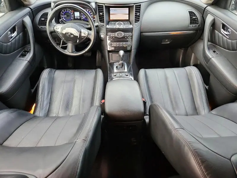 2017 INFINITI QX70 BASE  
