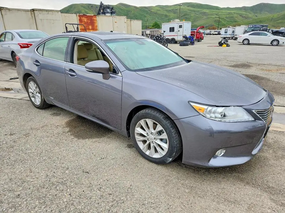 2014 LEXUS ES 300H  