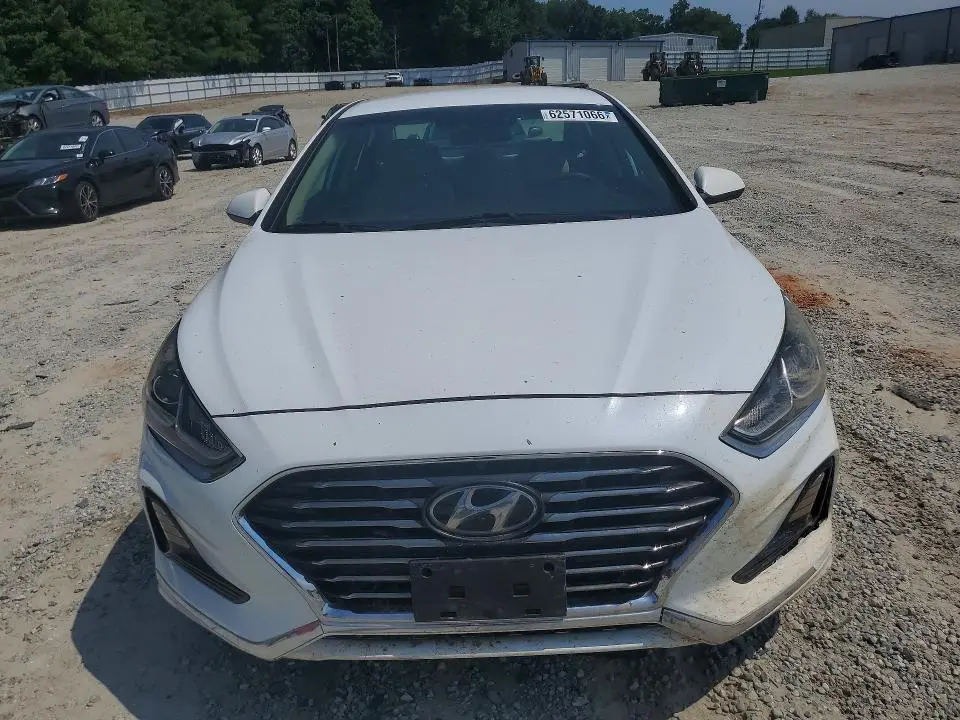 2018 HYUNDAI SONATA SE  