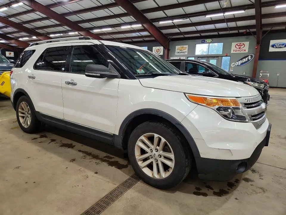 2012 FORD EXPLORER XLT  