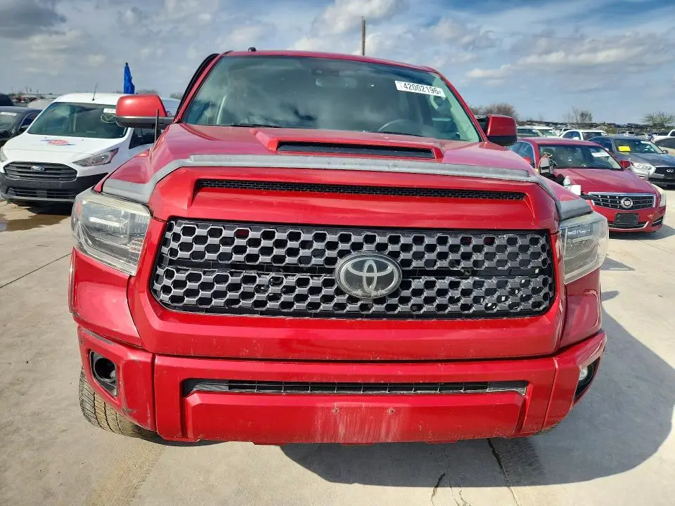 2018 TOYOTA TUNDRA SR5  