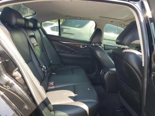 2018 INFINITI Q50 LUXE  