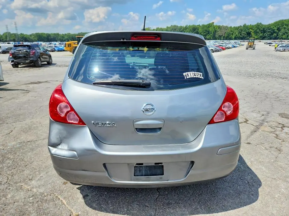 2012 NISSAN VERSA 1.8 S  