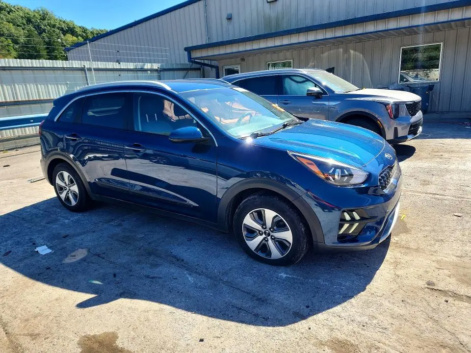 2020 KIA NIRO LX  