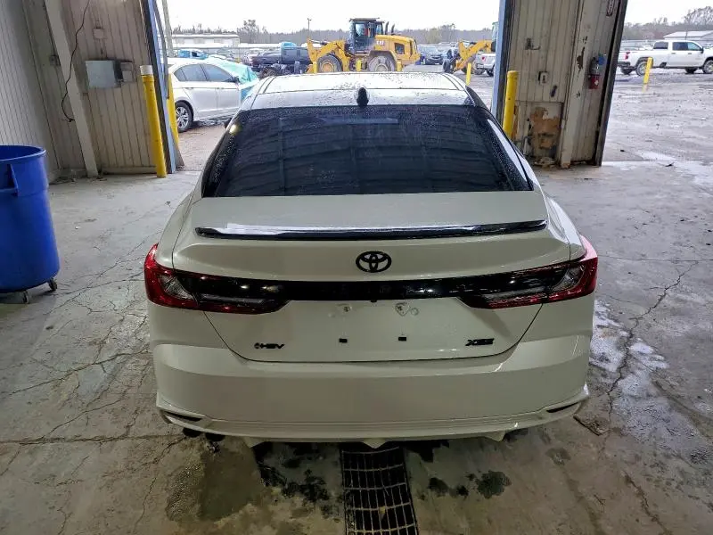 2025 TOYOTA CAMRY XSE  