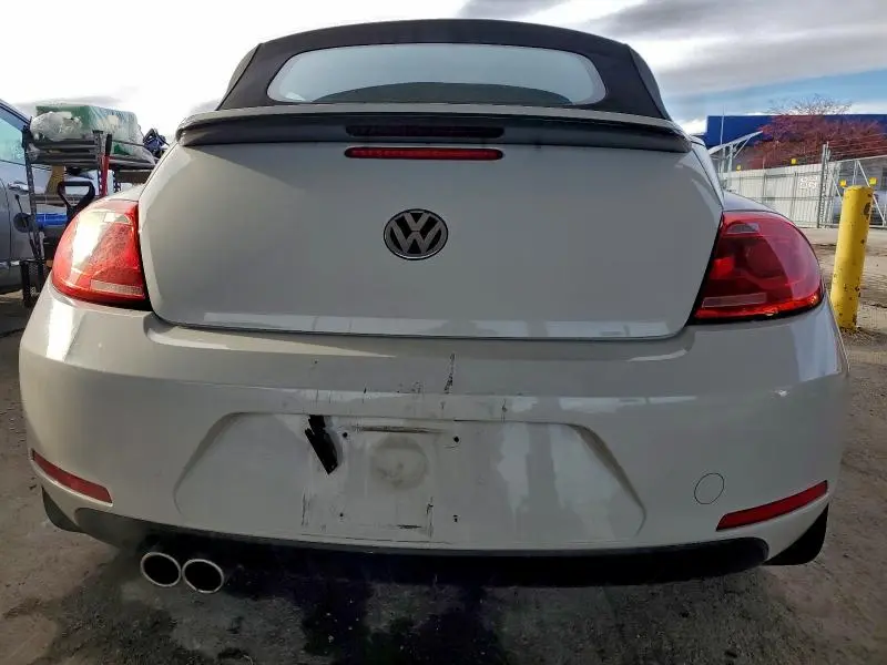 2013 VOLKSWAGEN BEETLE   