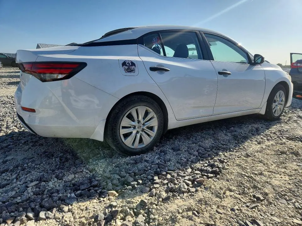 2025 NISSAN SENTRA S  