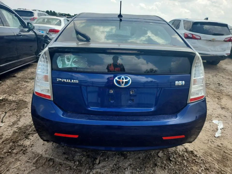 2010 TOYOTA PRIUS II  