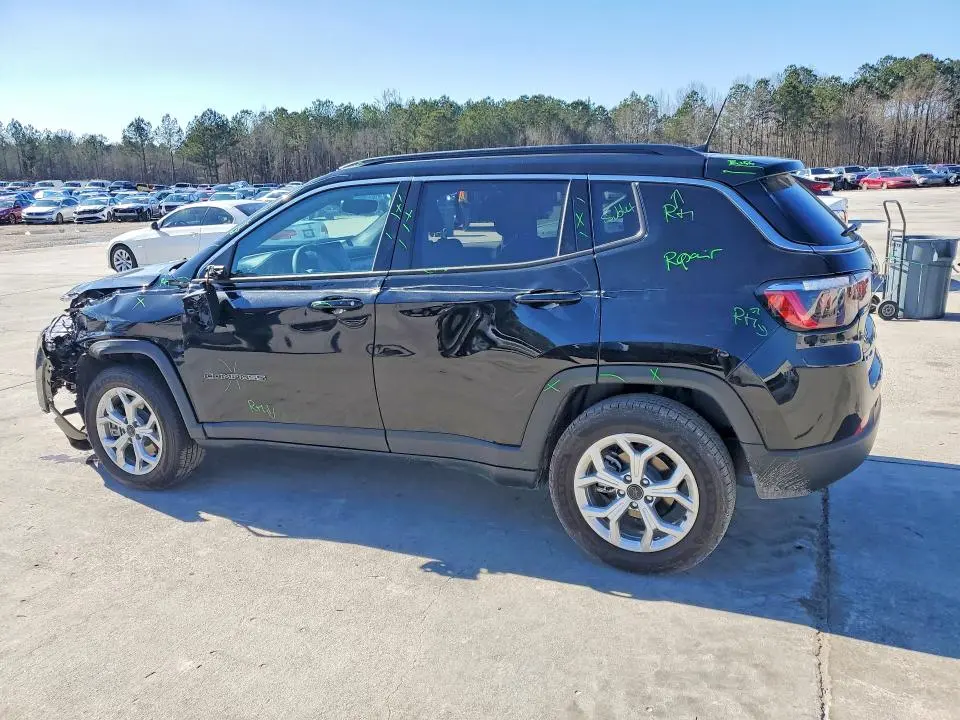 2025 JEEP COMPASS LATITUDE  