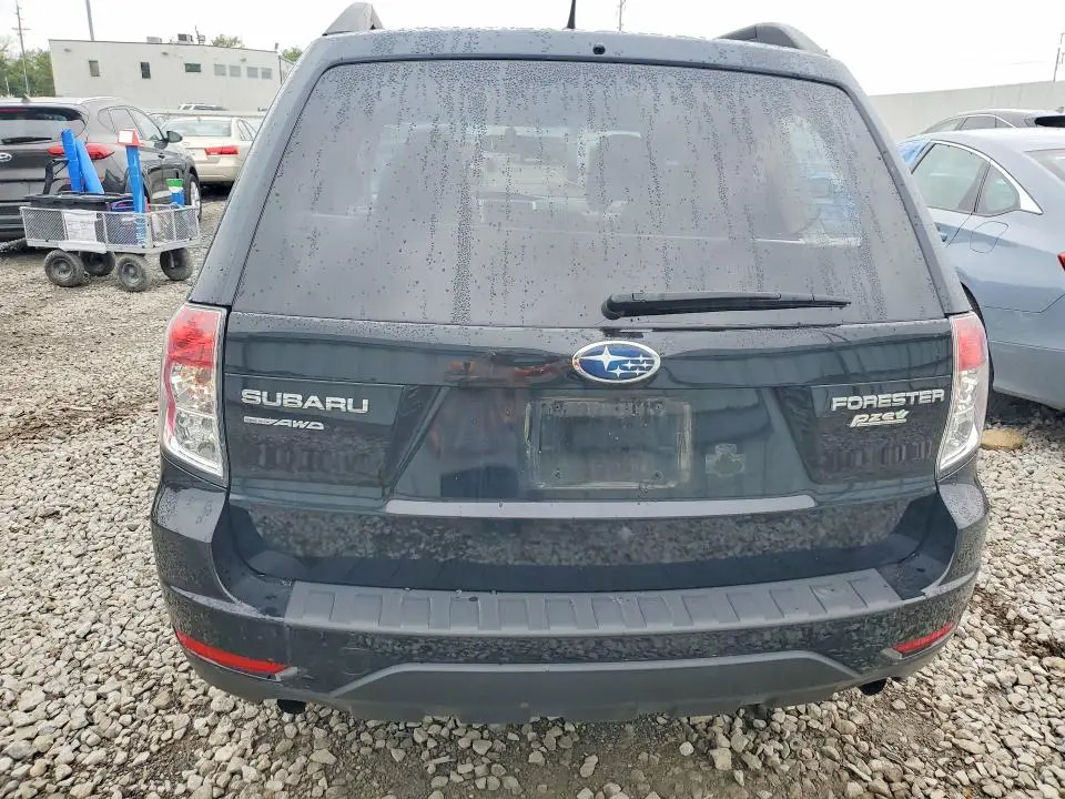 2013 SUBARU FORESTER 2.5X PREMIUM  