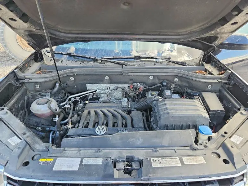2018 VOLKSWAGEN ATLAS SE  