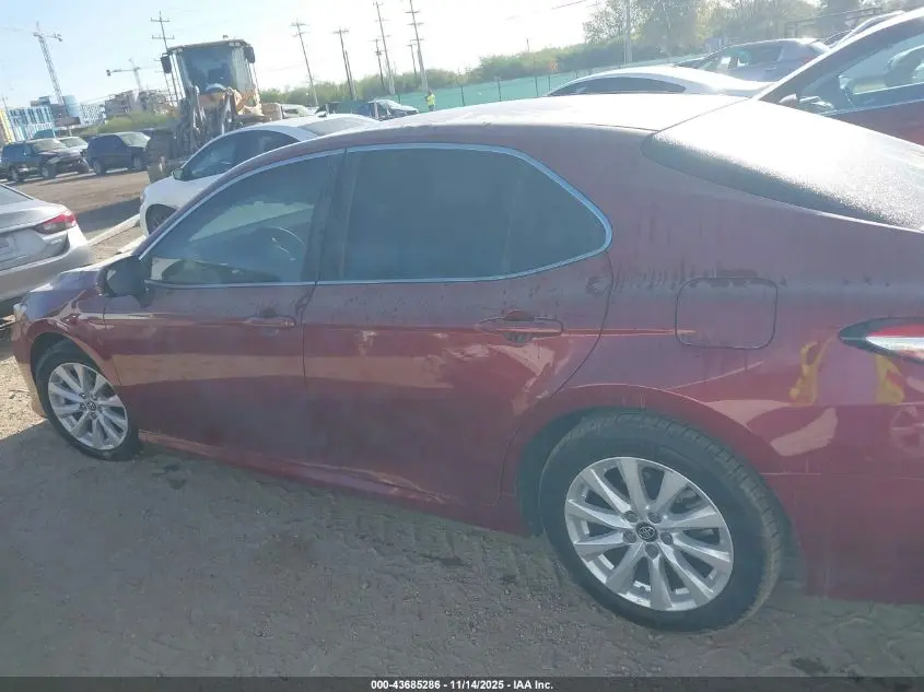 2018 TOYOTA CAMRY LE