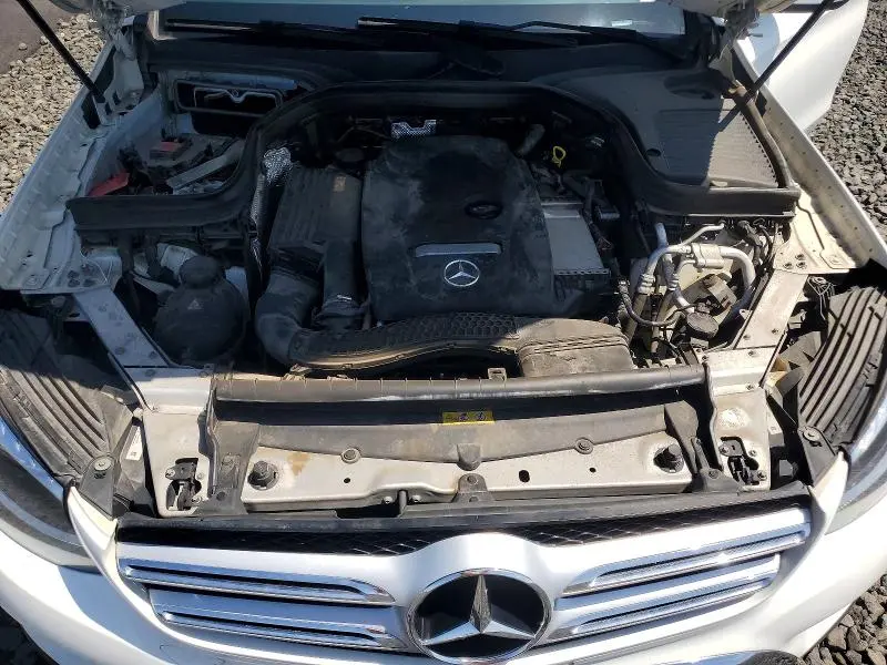 2017 MERCEDES-BENZ GLC 300  