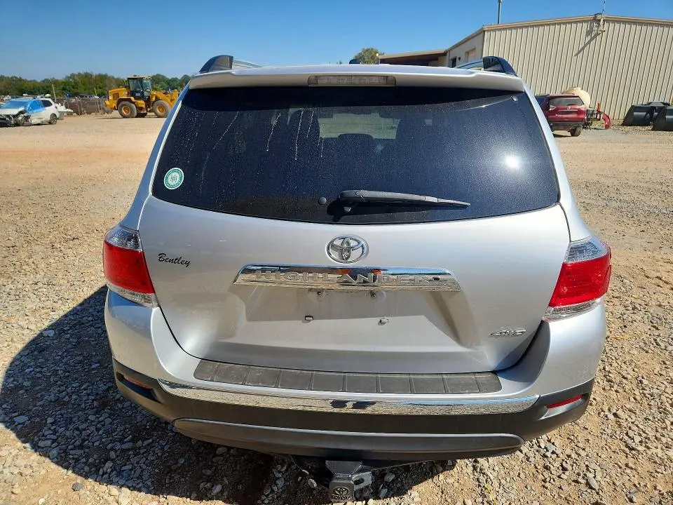 2012 TOYOTA HIGHLANDER LIMITED  
