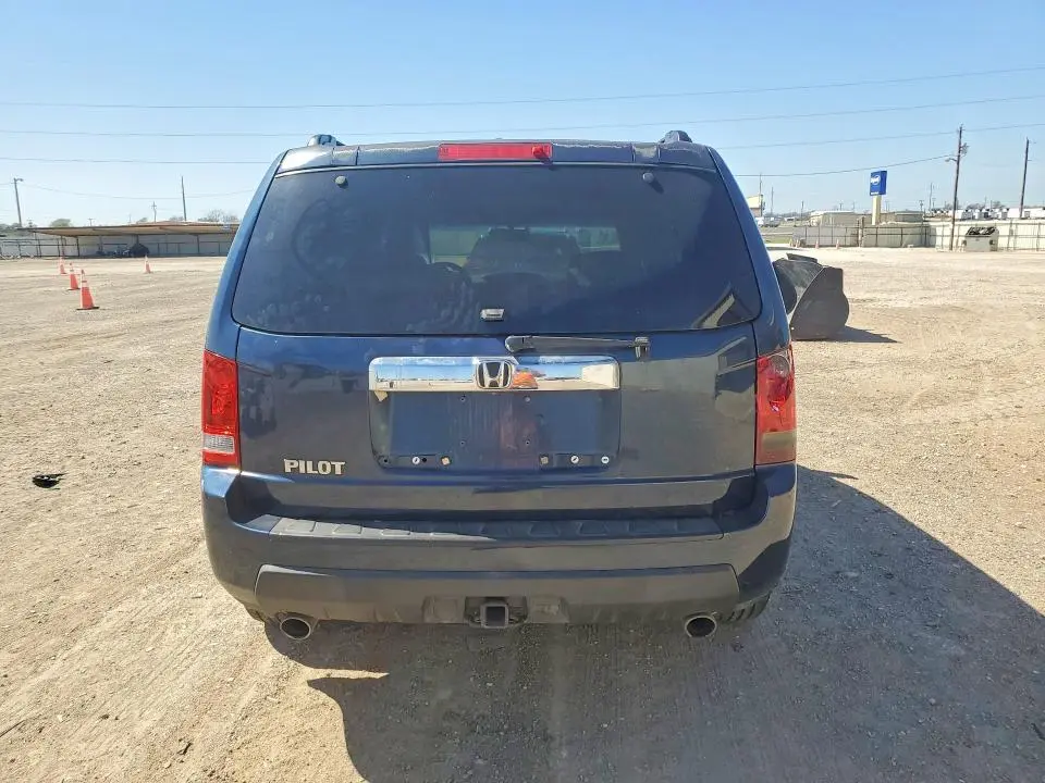 2011 HONDA PILOT EXL  