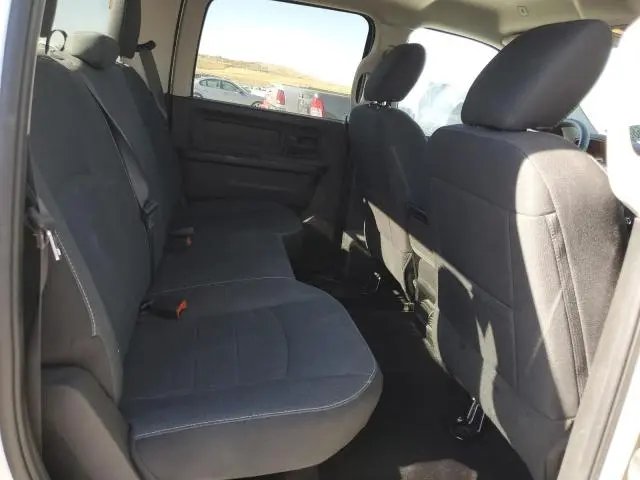 2022 RAM 1500 CLASSIC TRADESMAN  